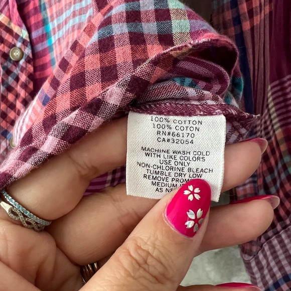 BDG | Lightweight Plaid Button Up Shirt - Picture 7 of 7